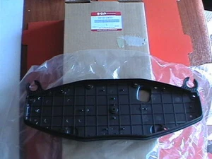 GENUINE SUZUKI GSX1300R HAYABUSA 99-07 INSTUMENT PANEL CASE ASSEMBLY 34130-24F01 - Picture 1 of 3