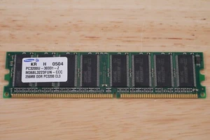 Samsung 256MB DDR PC3200U CL3 M368L3223FUN-CCC PC3200U-30331-Z - Picture 1 of 2