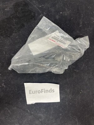 Retenedor de parachoques delantero genuino OEM Lexus 52535-53011 pasajero 06-15 IS250 IS350 Foto 1 de 2