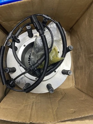 SKF Wheel Bearing And Hub Assembly For 2017-2022 Ford F-250 & F-350 BR930963 Foto 1 de 3