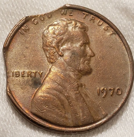 1970 Copper Lincoln Memorial Cent Double Clip Mint Error w/ Purple-Red Toning Cover