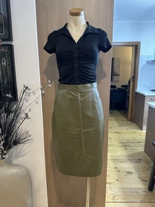 Skin To Skin Ladies Vintage Leather Skirt, Khaki Green, Size 6-8 Waist - Picture 1 of 11