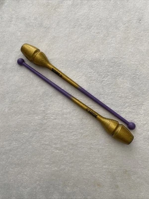 Rhythmic gymnastics clubs Sasaki 44 cm purple and gold ombre￼ - Image 1 of 4