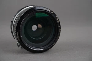 Nikon Nikkor 28mm 1:3.5 AI [Nikon F] - Bild 1 von 5