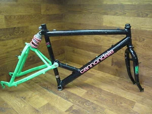 VINTAGE CANNONDALE EST 26" MTB FRAME SET W/ PEPPERONI FORK - 17" CTC - Picture 1 of 11