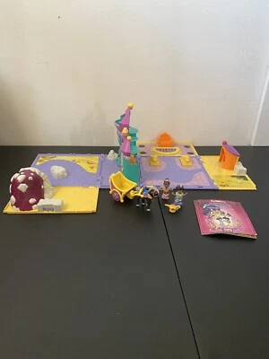 Juego de cuento de hadas Aladdin y la princesa muñeca libro de cuentos para mascotas Little Tikes Foto 1 de 4