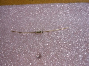 VISHAY ANGSTROHM RESISTOR PART # RNR60E1960FS NSN: 5905-01-033-1884 196 OHMS - Picture 1 of 3