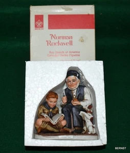 VINTAGE BOY SCOUT ROCKWELL CALENDAR SERIES - SCOUT MEMORIES - MINT IN BOX - Picture 1 of 7