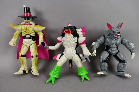 1993 Bandai Power Rangers Lot 3 Socadillo Evil Space Alien Bones Pirantishead Cover