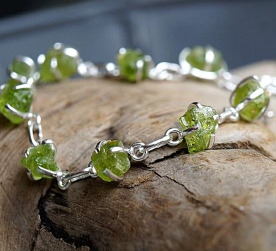 Handarbeit Armband 18,5 - 21 cm Kette Silber Rohstein Peridot Grün Schlicht Roh - Bild 1 von 4
