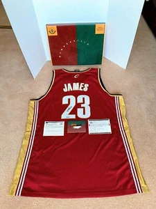 2003 UDA LeBRON JAMES Autographed Away Jersey Rookie, Hologram #BAJ47228 NIP! - Picture 1 of 12