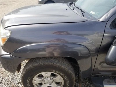 12-15 TOYOTA TACOMA OEM DRIVER LEFT FENDER ASSEMBLY GRAY  - Image 1 of 4