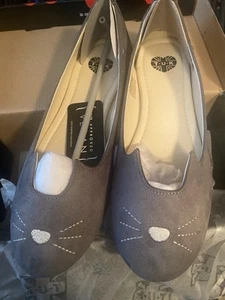 TUK BNWT GREY SOPHISTICATED KITTY BOMBSHELL Flats SIZE 10 - Picture 1 of 1