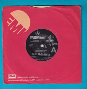 Paul McCartney 1982 45rpm single (ft Stevie Wonder) - Ebony & Ivory / Rainclouds - Picture 1 of 2