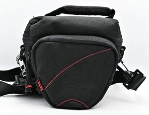 Hama 90 Colt Camera Bag with Shoulder Strap - Picture 1 of 3