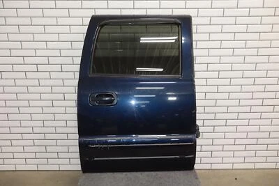 00-06 GMC Yukon XL/Crew Cab Truck Right Rear Door (Deep Blue Metallic 25U) - Image 1 of 4