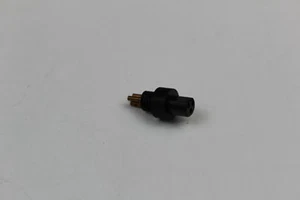 Conjunto de conector Agilent 5060-0466 - hembra BDY 3 F CIR - Imagen 1 de 2