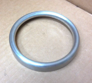 VINTAGE Trim Ring fits all classic design KitchenAid mixers. - Picture 1 of 2