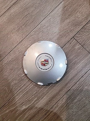 #Q (1) Tapa central Cadillac CTS 2008-2009 para llanta de 17" 9597372 OEM Foto 1 de 2