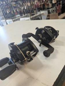 Lote de 2 carretes de pesca Shimano Bantam 10x y Mag Plus Bass J9 cada uno - Imagen 1 de 5