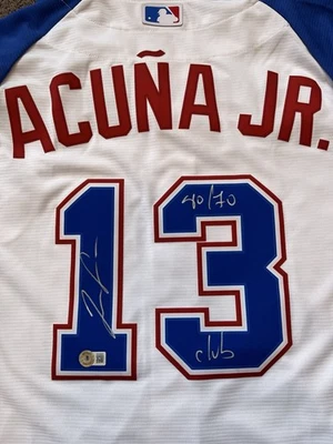 Ronald Acuña Jr. Camiseta deportiva firmada "40/70 Club" Braves City Connect Nike BAS Foto 1 de 3