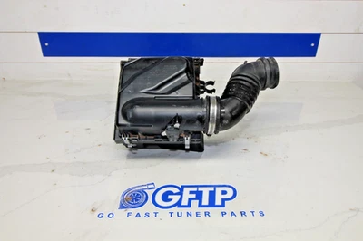18-21 SUBARU WRX STI OEM CAJA DE FILTRO DE AIRE CON SENSOR DE FLUJO DE AIRE MÁSICO DESPUÉS DEL TUBO MAF Foto 1 de 4