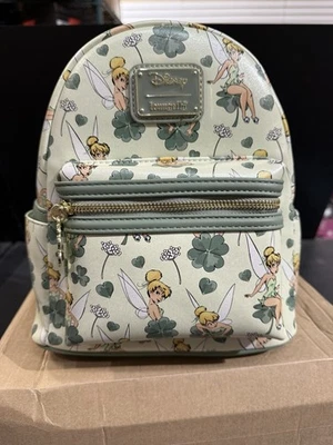 Mini Mochila Loungefly Disney Peter Pan Tinker Bell Clover Estampado Completo - NUEVA Foto 1 de 4
