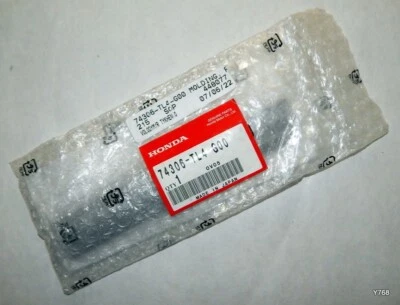 Honda OEM Right Front Roof Moulding for 2012 Acura TSX 74306-TL4-G00 - Image 1 of 3