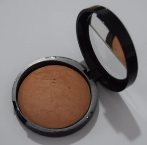 RARE Laura Geller Soft Matte FAIR Baked Bronzer Discontinued 9g Rare - Picture 1 of 12