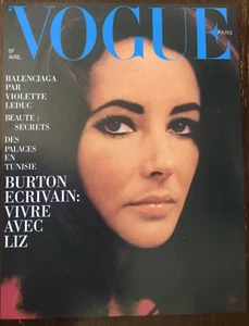 1965 ELIZABETH TAYLOR : PARIS VOGUE COVER PAGE/POSTER *(Approx Size = 11”x 8.5”) - Foto 1 di 8