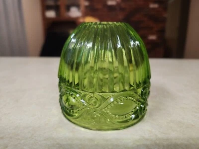   Green Fenton LG Wright EYE WINKER Fairy Lamp Glass  TOP ONLY  - Image 1 of 4