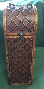 VTG Wood Liquor/Wine Bottle Carrying Presentation Gift Set Case Rare 15”x4”x4” - Picture 1 of 7