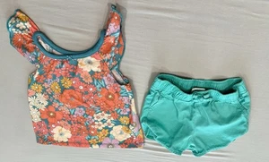 Carter's Flower Top 2T and Jumping Bean Solid Green Shorts 24 Mo - Picture 1 of 7
