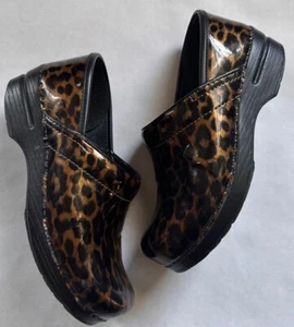 Dansko Shoes Womens 39 Professional Leopard Print Slip On Wedge Clogs Brown - Picture 1 of 6
