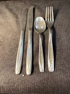 ROGERS Cutlery Co. IS Lawncrest I forchetta e cucchiaio e 2 coltelli con manico solido USA - Foto 1 di 7