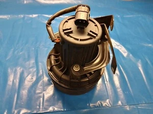 BMW 3er E46 Sekundärluftpumpe Sekundärluftgebläse 7520225 - Bild 1 von 3