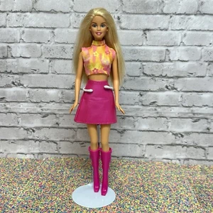 Barbie Doll Purses Galore Walmart Special Edition Mattel 2002 - Picture 1 of 16