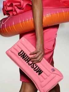 SS23 MOSCHINO Couture Jeremy Scott aufblasbare Matratze Lackleder rosa Clutch - Bild 1 von 14