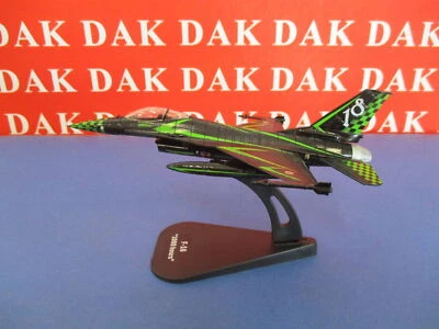 Die cast 1/100 Modellino Aereo General Dynamics F-16 Fighting Falcon 37 Stormo - Immagine 1 di 4