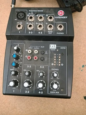Harbinger L502 5-Channel Mixer with XLR Mic Preamp - Image 1 of 4
