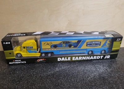Semirremolque NASCAR Authentics Dale Earnhardt Jr #8 Hellmann's escala 1/64 Foto 1 de 4