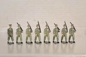 BRITAINS RE PAINTED WWI AUSTRALIAN INFANTRY DIGGERS MARCHING at the SLOPE ol - Picture 1 of 13