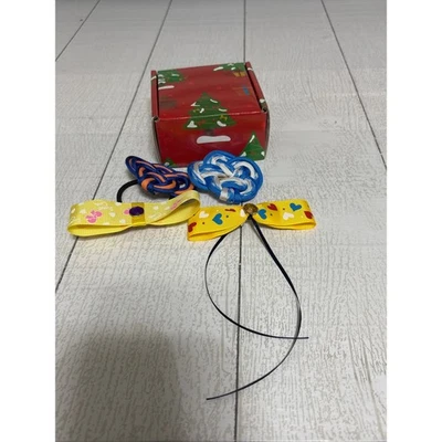 Juego de regalo de accesorios para el cabello de cuatro piezas Foto 1 de 4