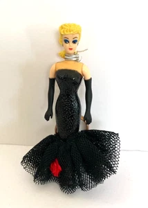 Portachiavi Barbie bionda solo sotto i riflettori 1995 vintage - Foto 1 di 6