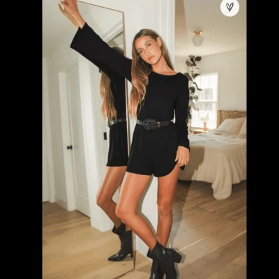 Lucca Couture 黑色长袖镂空连身裤 XS 码 — 第 1/4 张图片