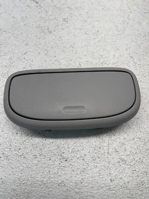 Gafas de sol Kia Sedona Hyundai Entourage 2006-2010 almacenamiento 85340-4D000 OEM Foto 1 de 4