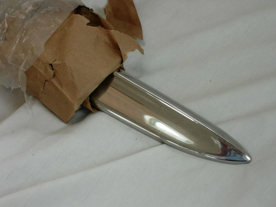 НОВЫЙ ИЗ СТАРЫХ ЗАПАСОВ 1958 CHEVROLET 4 DR DEL-RAY, BISCAYNE, YEOMAN, BROOKWOOD ЗАДНЕЕ КРЫЛО МОЛДИН - Изображение 1 из 1