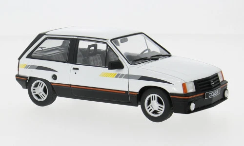 WHITEBOX WB124239 OPEL CORSA A SR 1985 WHITE 1:24 Modellino - Immagine 1 di 1
