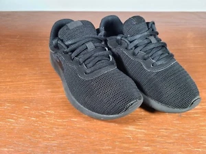 Nike Tanjun Black/Black Lace Up Shoes Sneakers 818382-001 Kids Youth 2Y - Picture 1 of 10