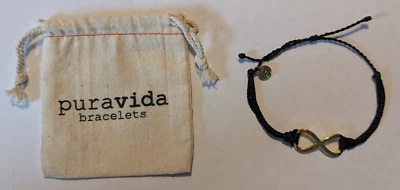 Браслет с брелоками Pura Vida Black Strands Gold Infinity плюс холщовая сумка - Изображение 1 из 2